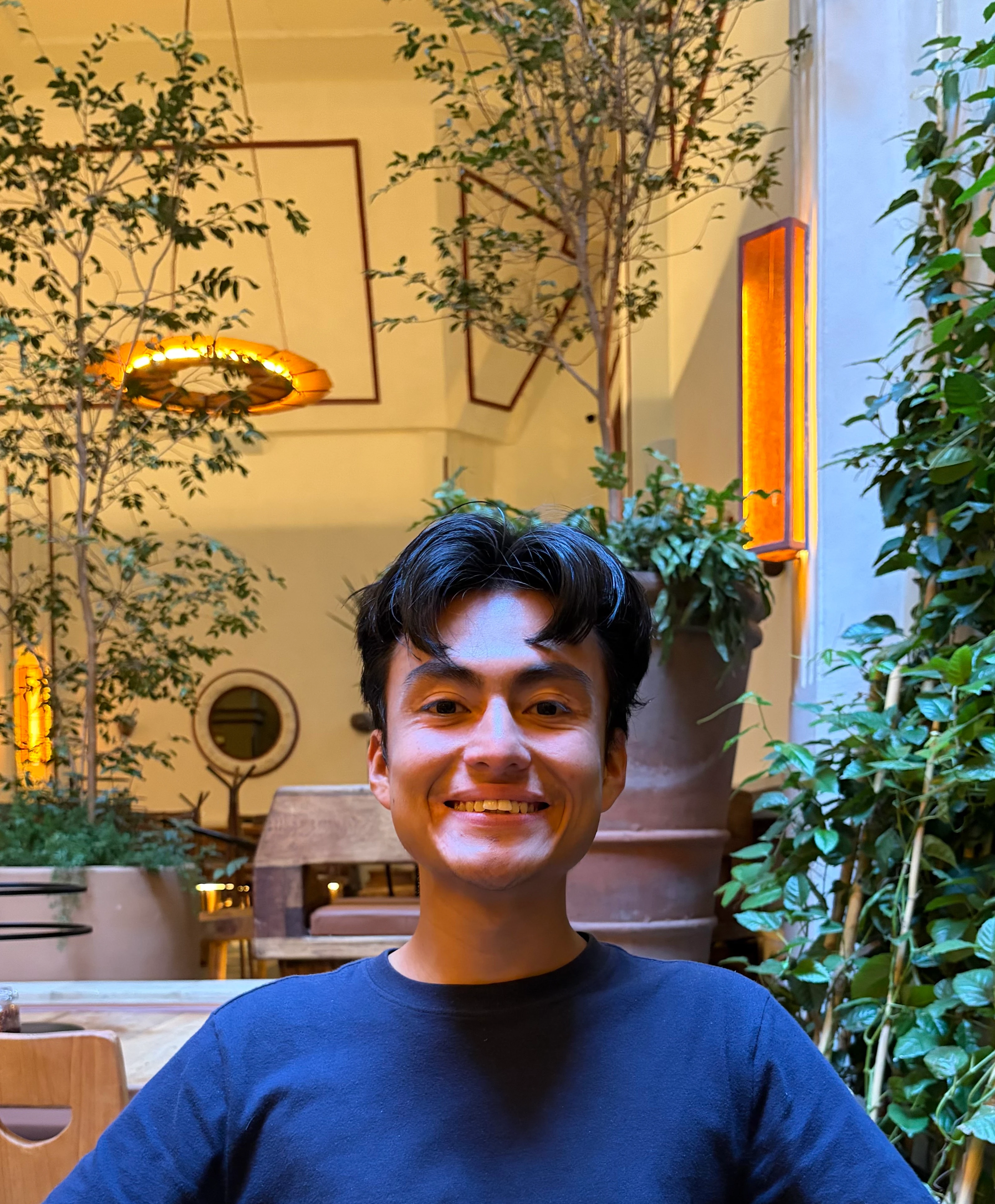 Emi Montes, Product Designer & Dev.